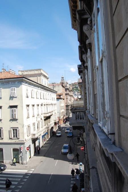 Affittacamere Berzi Trieste Bagian luar foto