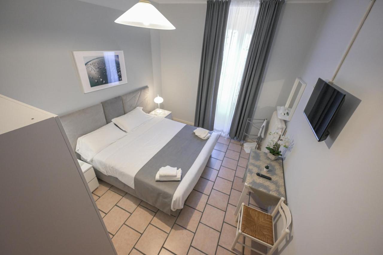 Affittacamere Berzi Trieste Bagian luar foto